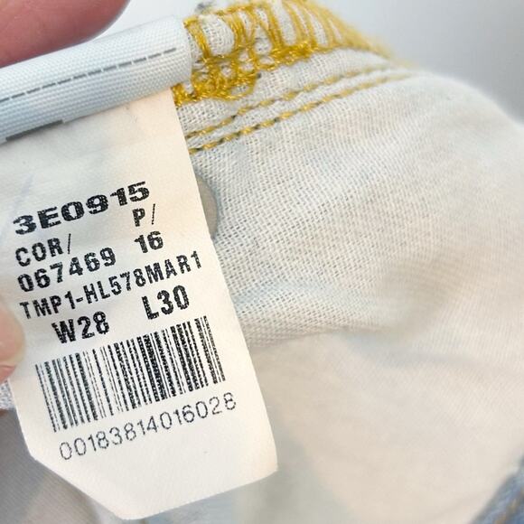 Hollister Y2K Medium Wash Denim Shorts Size 28 - Picture 6 of 8